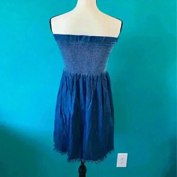 Rewash Blue Smocked Strapless Sundress - Picture 2 of 3